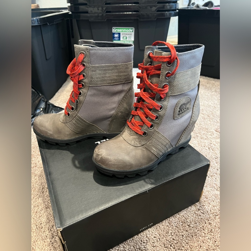 Sorel Gray Lexie Wedges